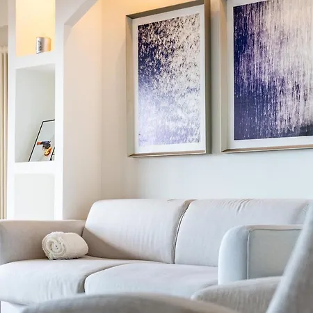 Apartment Monaco Border, Sea View, Terrace, Free Parking Beausoleil