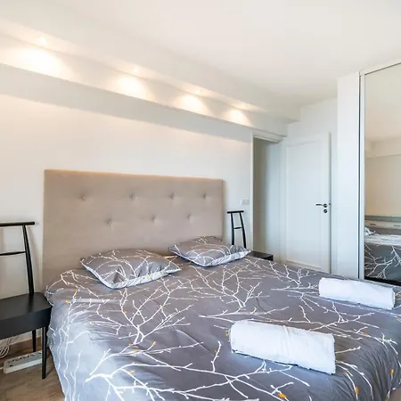 Monaco Border, Sea View, Terrace, Free Parking *